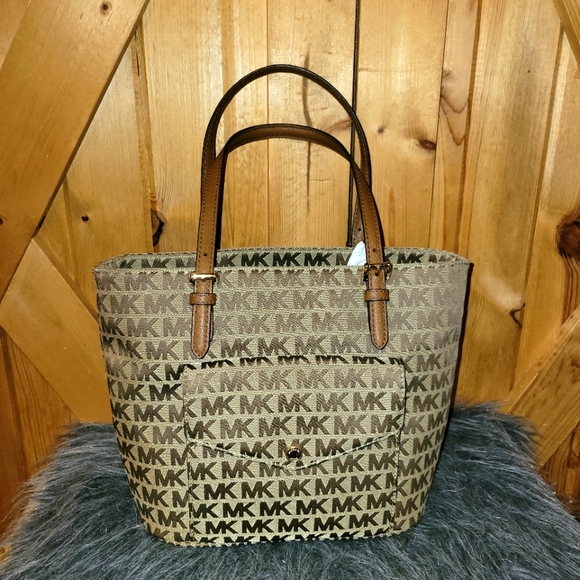 Michael Kors Signature MK Jet Set Pocket Handbag Tote Jacquard  Brown Beige - Picture 1 of 11